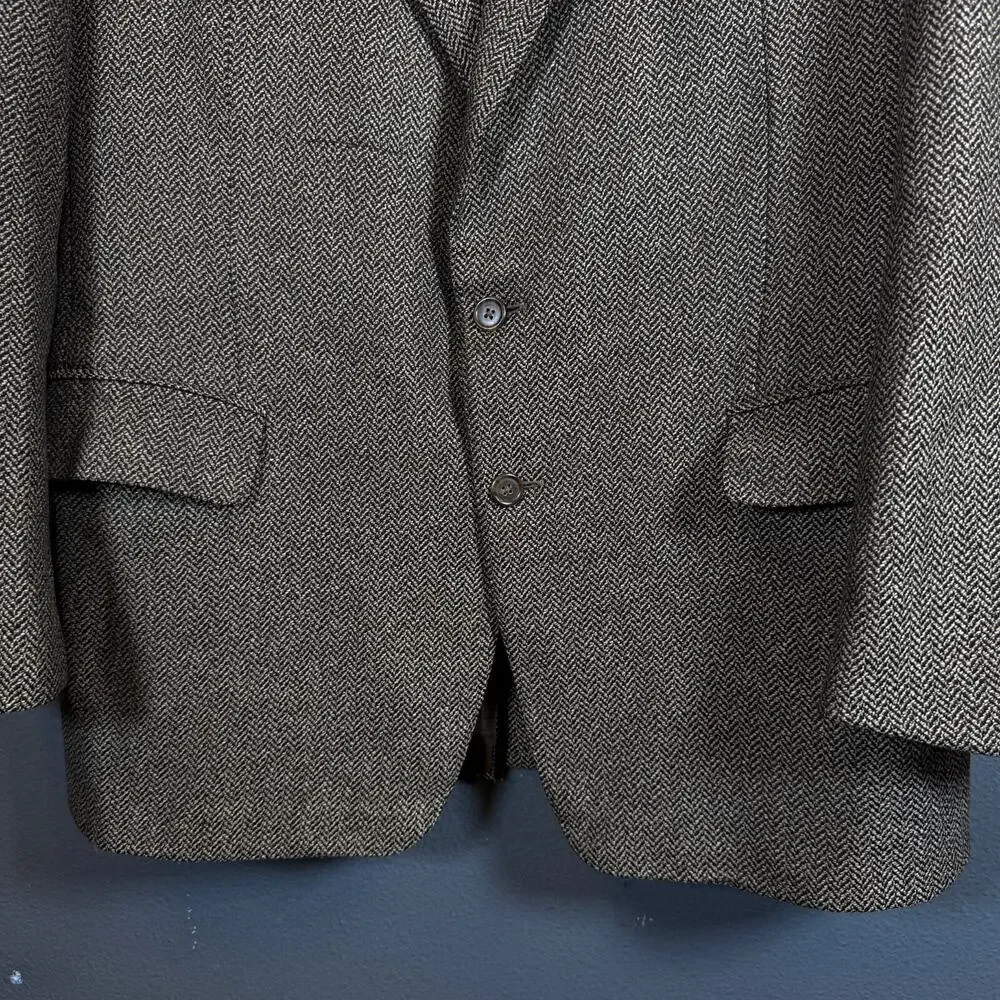 Ermenegildo Zegna eu56 men’s Beige suit jacket 20% Cashmere/80% Wool 2 dots